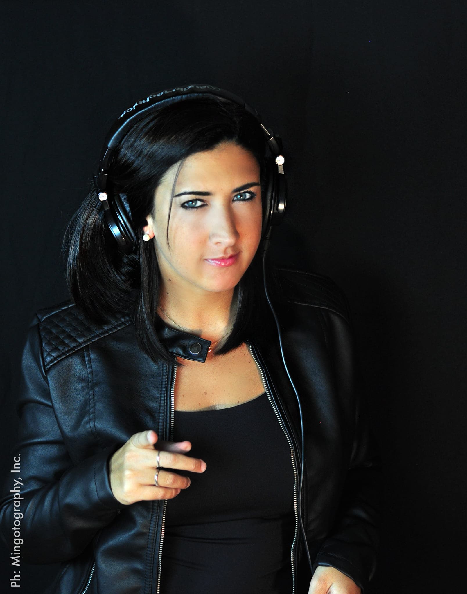 DJ Vivi la Falce