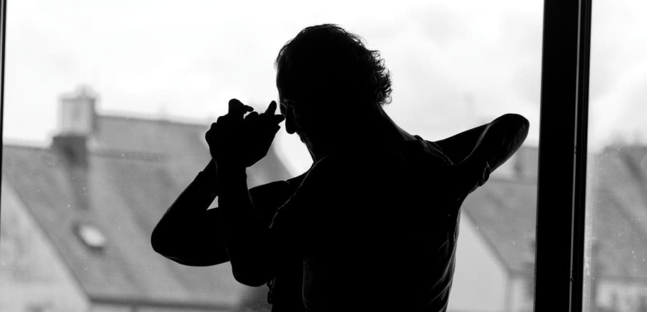 Silhouettes de danseurs de tango